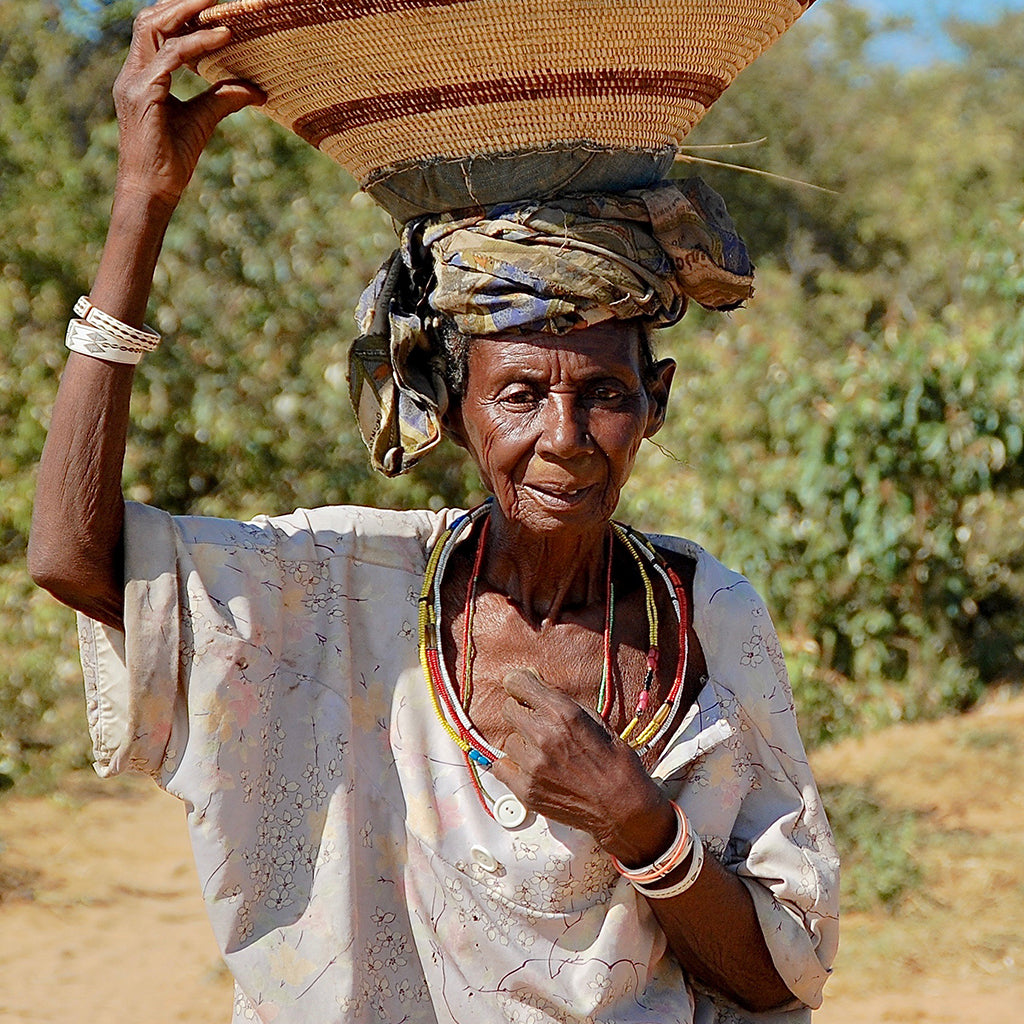 Angolan Lady | Angola